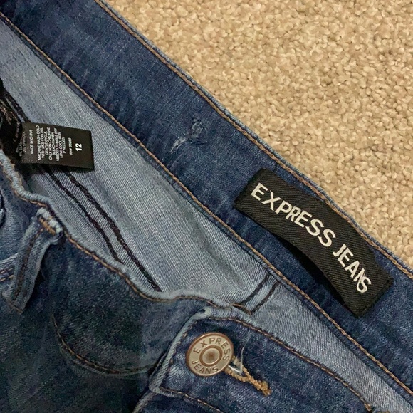 Express Distressed Denim Jeggings - Picture 4 of 5
